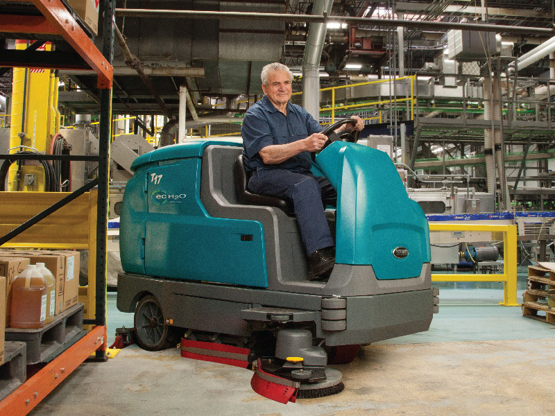 全自動駕駛式洗地機價格是多少？