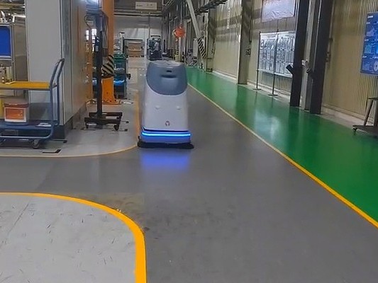 科技館里的清潔新勢(shì)力:坦力智能清潔機(jī)器人 科技館里的清潔新勢(shì)力:坦力智能清潔機(jī)器人